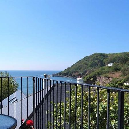 Cosy Beachfront Retreat With Stunning Sea Views & Free Access To A Local Indoor Pool Talland Dış mekan fotoğraf